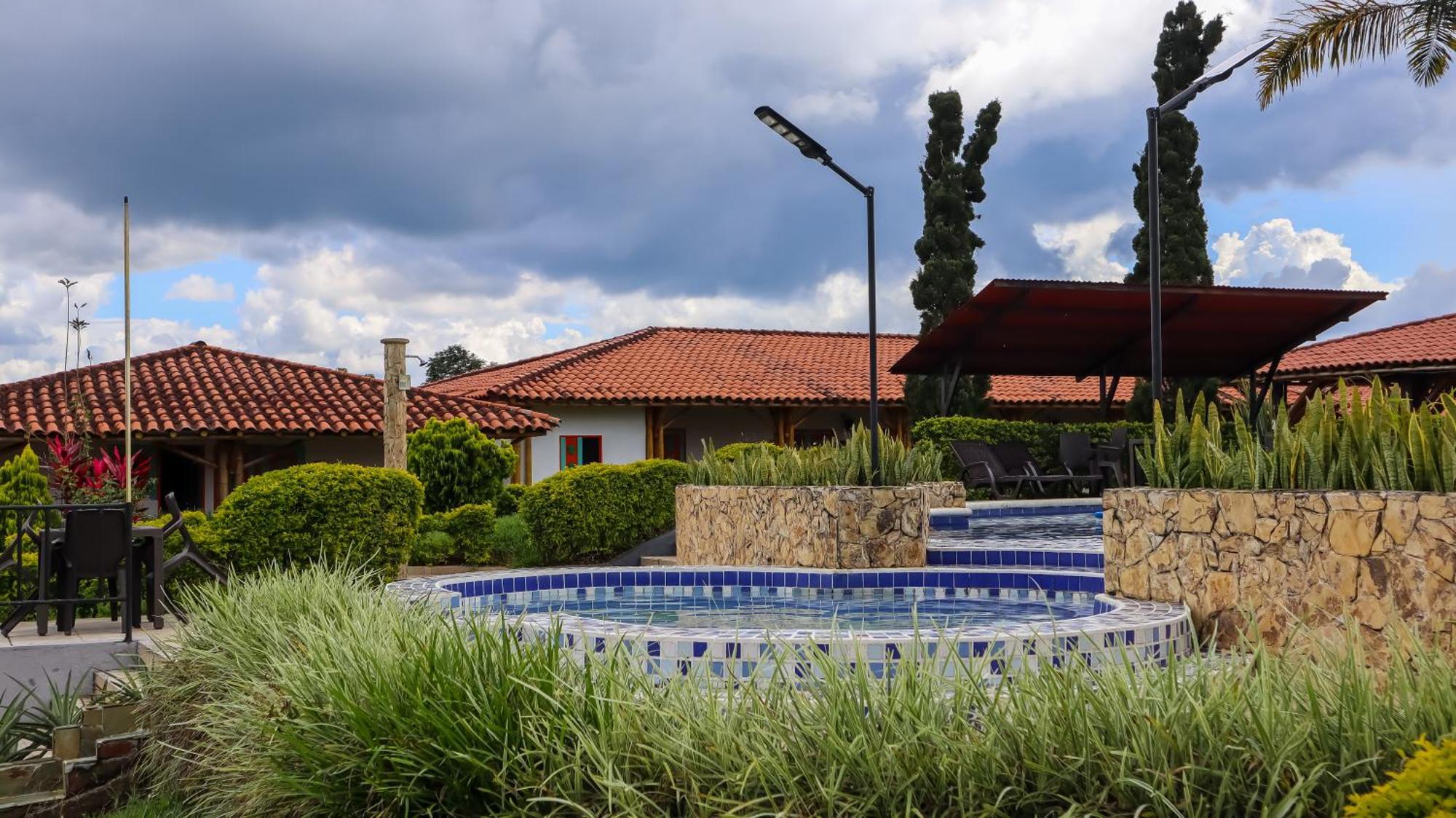 Hotel Parque De Los Arrieros Montenegro Extérieur photo