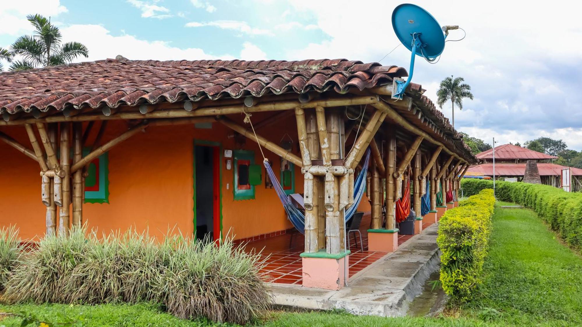 Hotel Parque De Los Arrieros Montenegro Extérieur photo