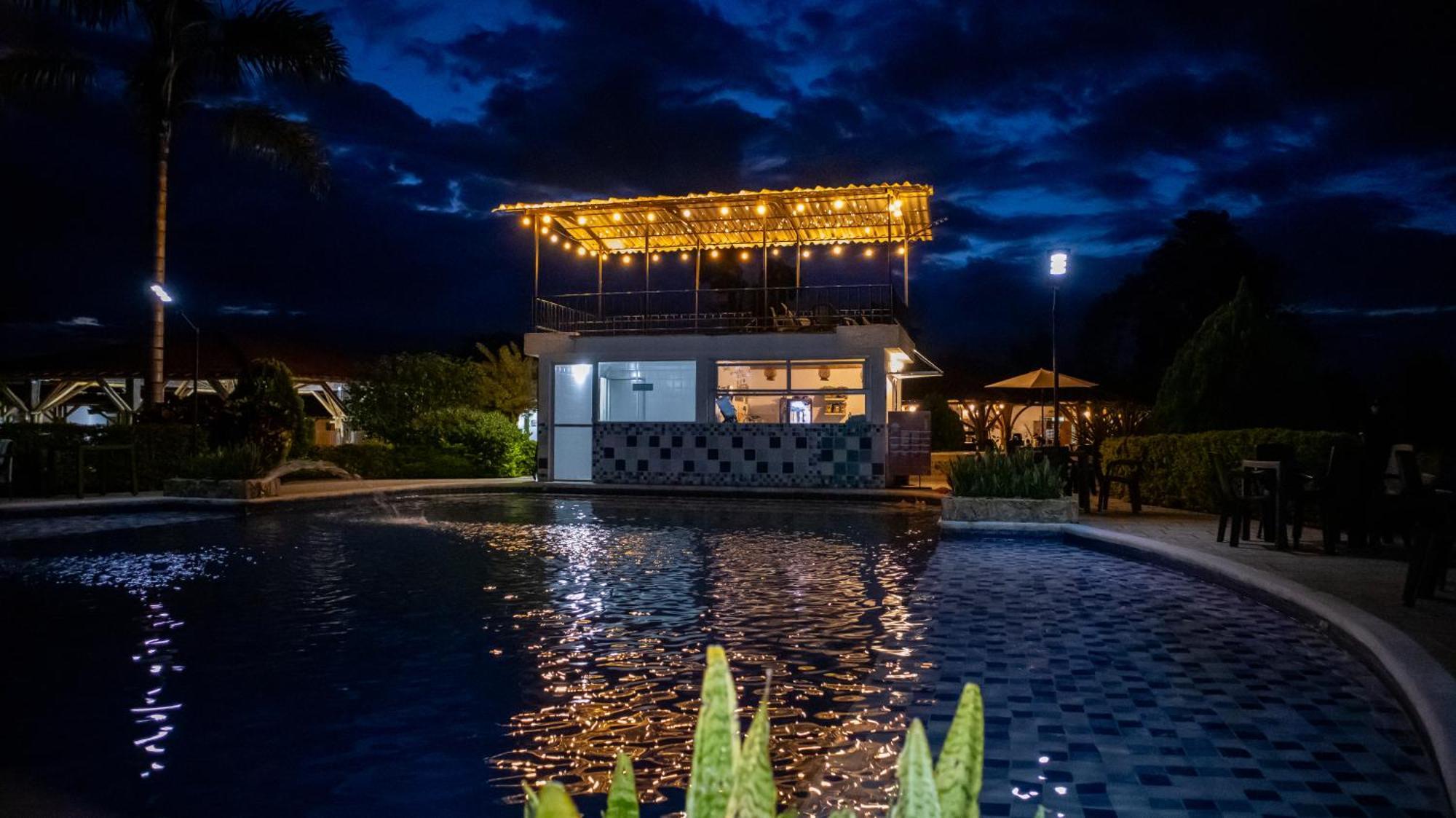 Hotel Parque De Los Arrieros Montenegro Extérieur photo