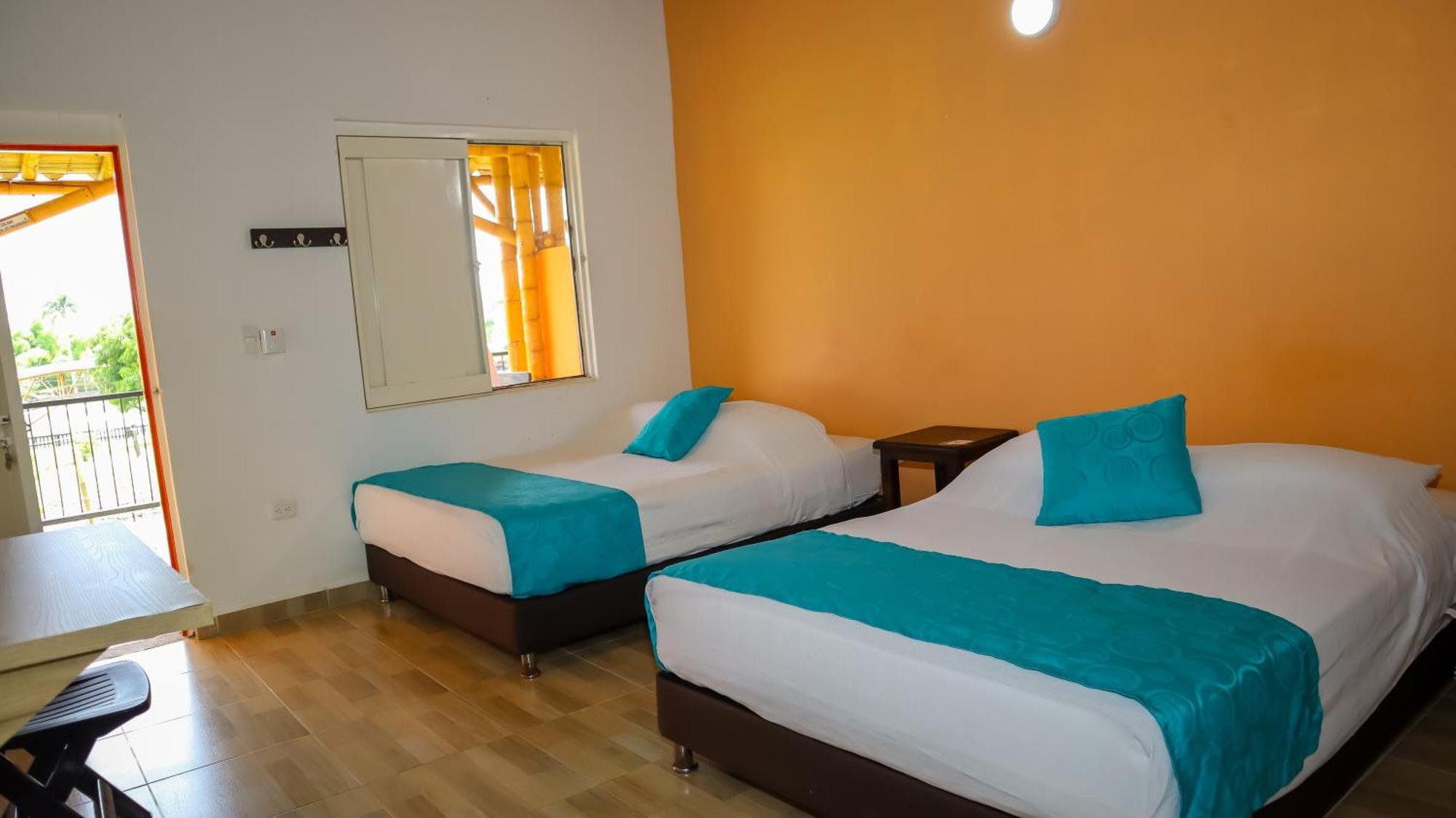 Hotel Parque De Los Arrieros Montenegro Extérieur photo