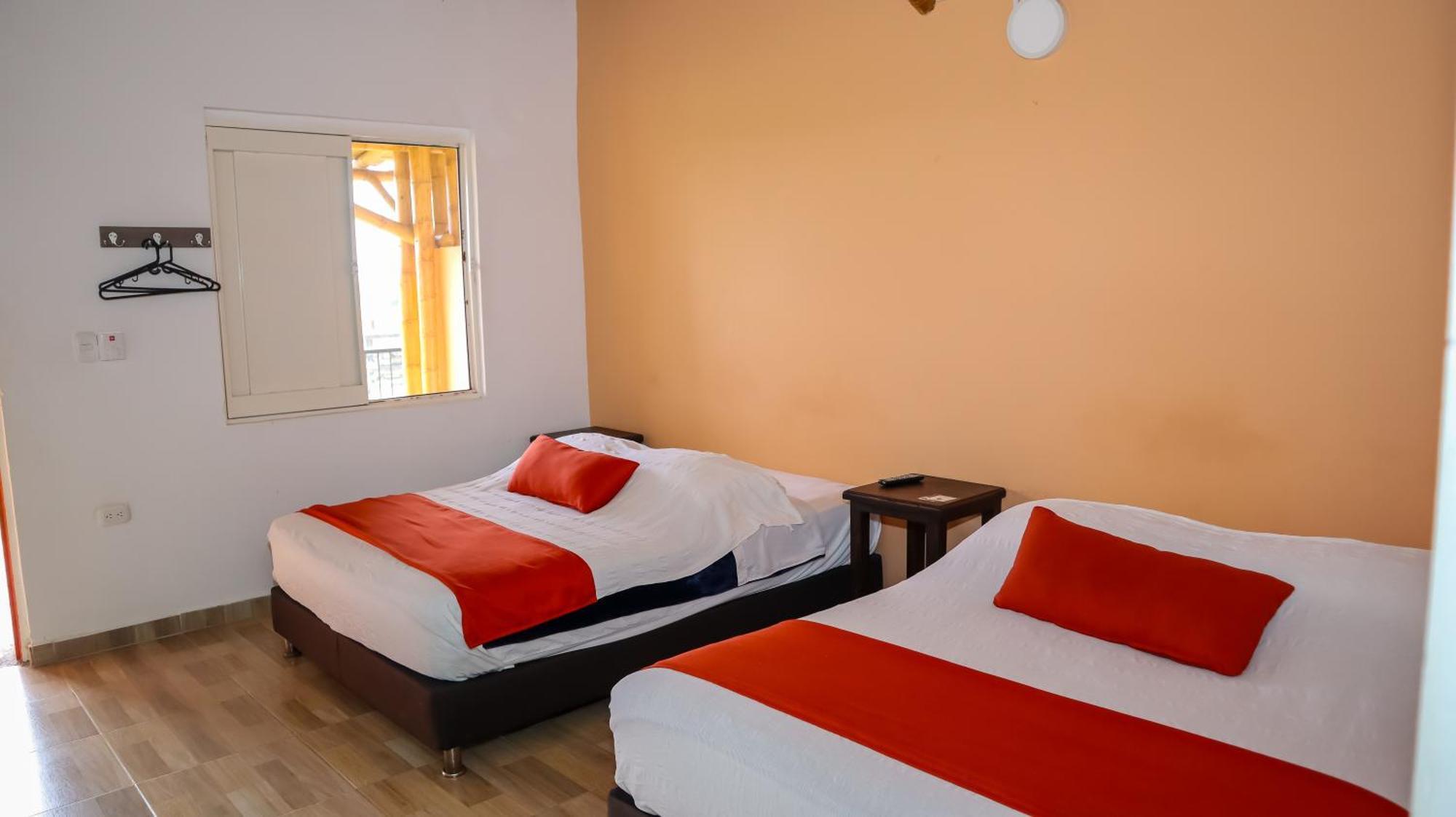 Hotel Parque De Los Arrieros Montenegro Extérieur photo