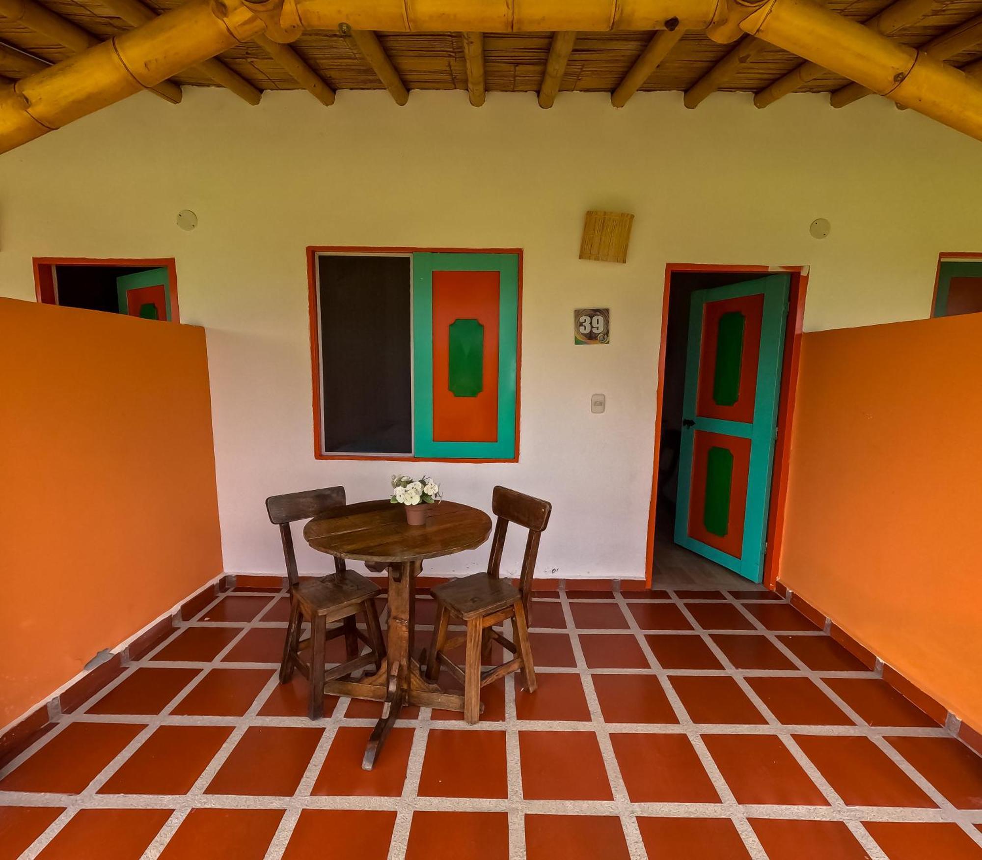 Hotel Parque De Los Arrieros Montenegro Extérieur photo